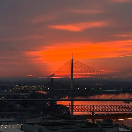 Apartment Bw Skyverde On 21st - River & Tower View Belgrade