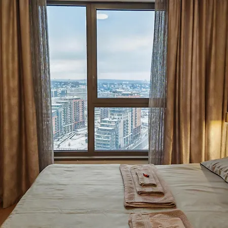 Apartment Bw Skyverde On 21st - River & Tower View *