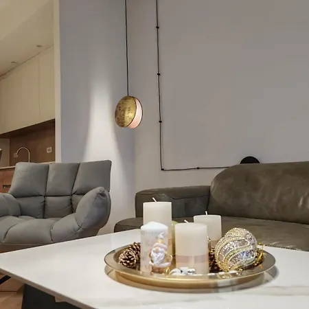 Bw Skyverde On 21st - River & Tower View